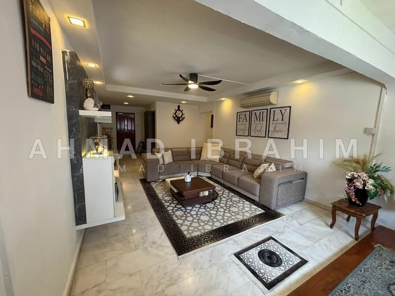 Executive Apartment at 792 Yishun Ring Road – Near Khatib MRT