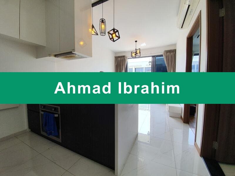 Palm Isles 1-Bed Pool View Unit with Balcony at Flora Drive