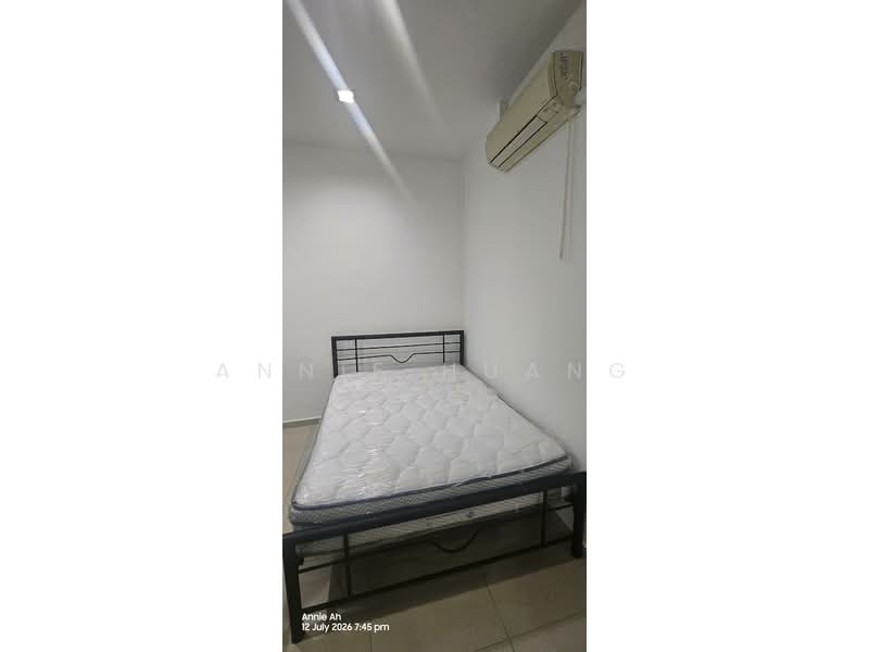 Common Room in Terrace House at Sembawang Hills Estate, Casuarina Road