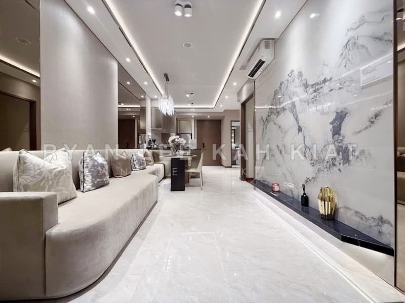 Chuan Park 2-Bed Unit at Lorong Chuan, Next to MRT