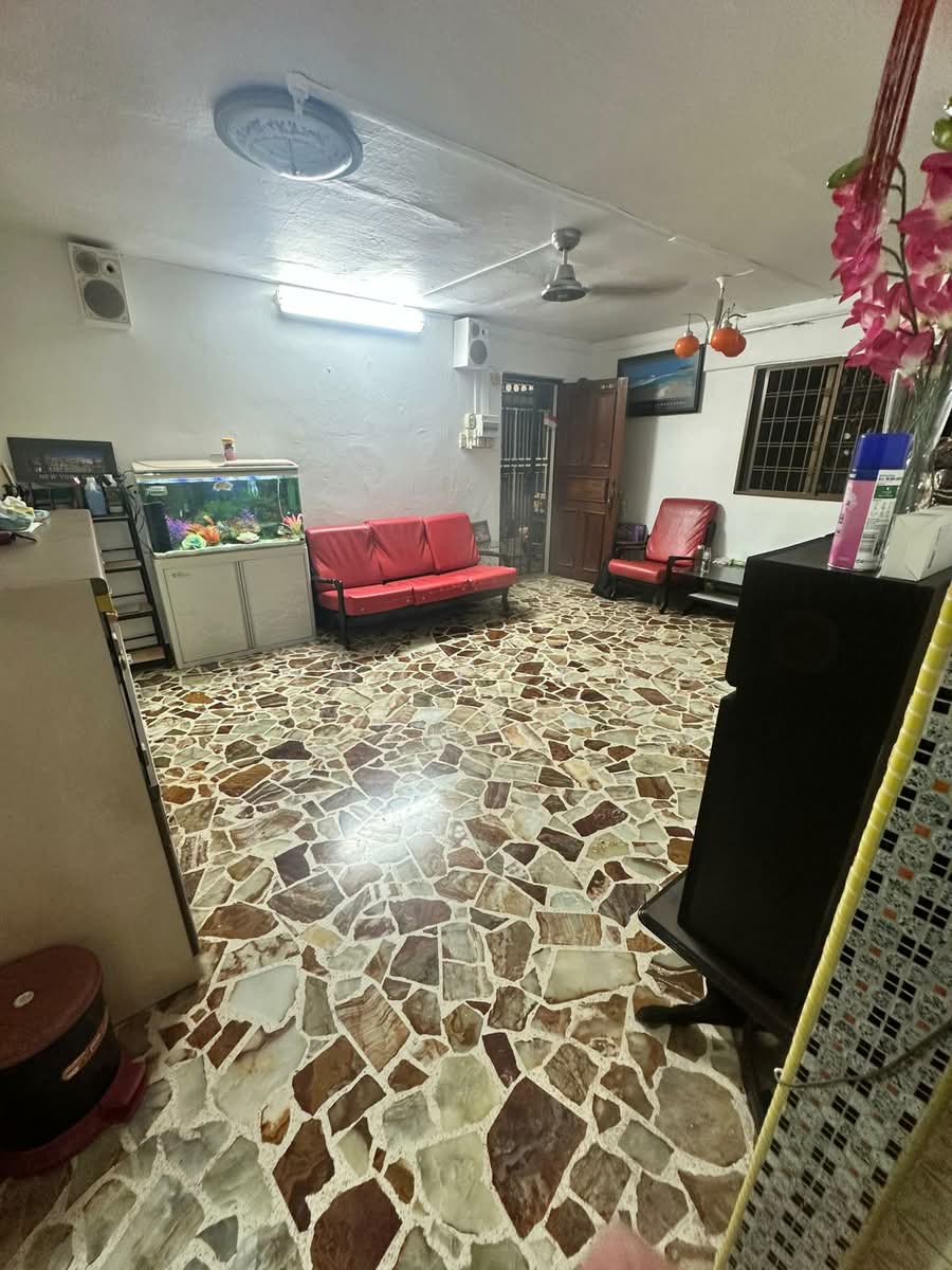 4NG HDB Flat at Bedok North Street 2 – High Floor, Unblocked View